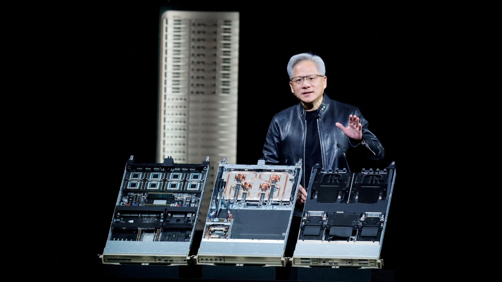 Yapay zeka ekonomisi büyüyor: Nvidia’dan 1 trilyon dolarlık hedef