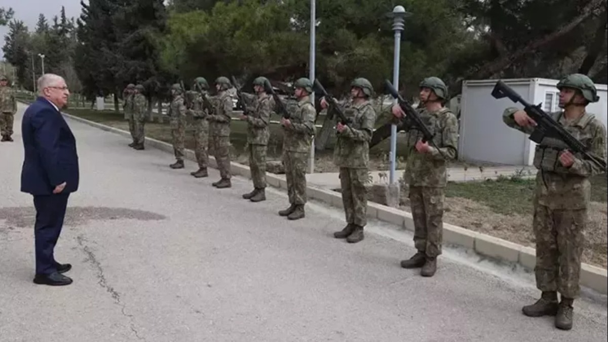 SON DAKİKA: Milli Savunma Bakanı Güler: Suriye yönetimine destek olmaya devam edeceğiz