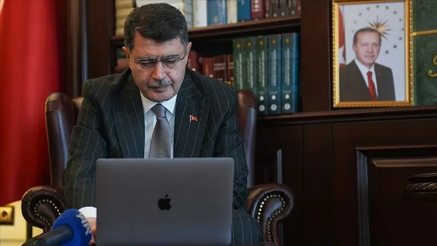 Ankara Valisi Şahin, AA'nın "Yılın Kareleri" oylamasına katıldı