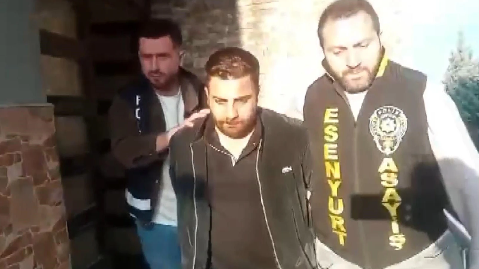 Esenyurt'ta intihar ihbarının altından cinayet çıktı