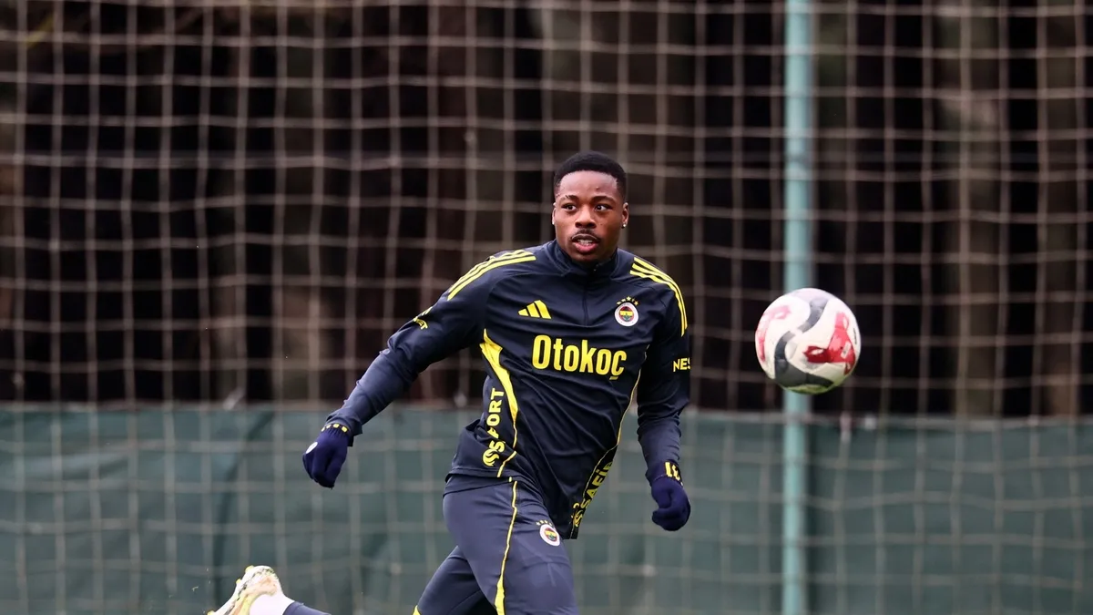Fenerbahçe'de Beşiktaş derbisinin hazırlıkları devam etti!