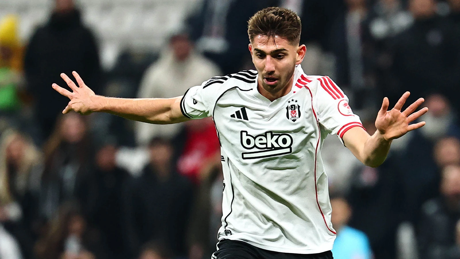 Beşiktaş'ta Ayrılık Çok Yakın! 5.5 Yıllık Anlaşma!