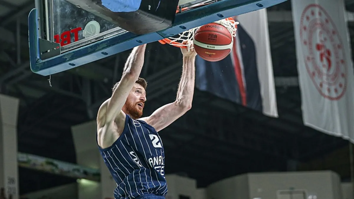 Anadolu Efes EuroLeague'de Partizan deplasmanına konuk olacak