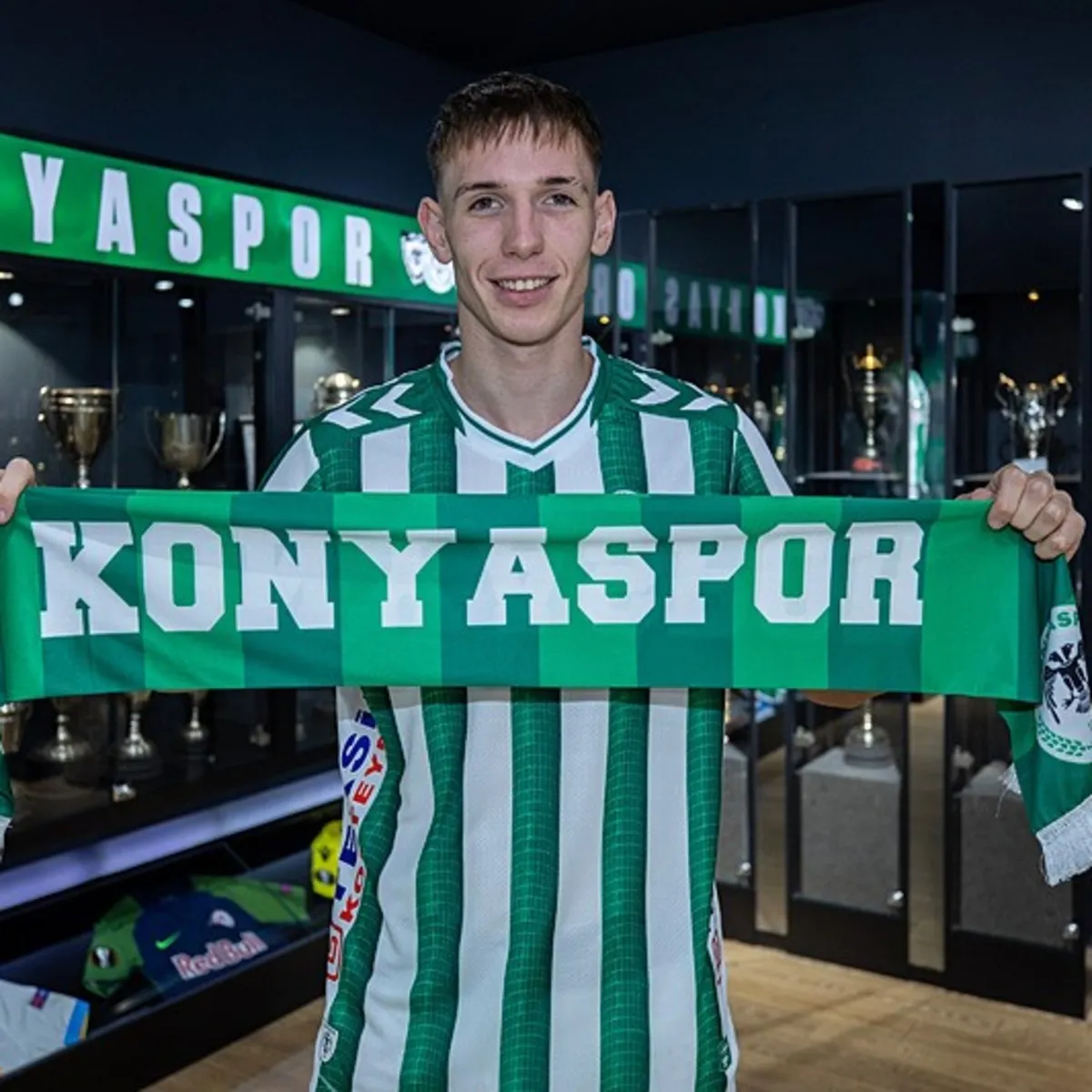 Konyaspor, Rajmund Toth transferini açıkladı!