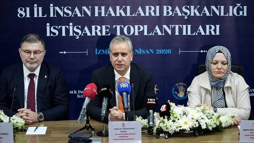 AK Parti Genel Başkan Yardımcısı Yalçın, İzmir'de konuştu