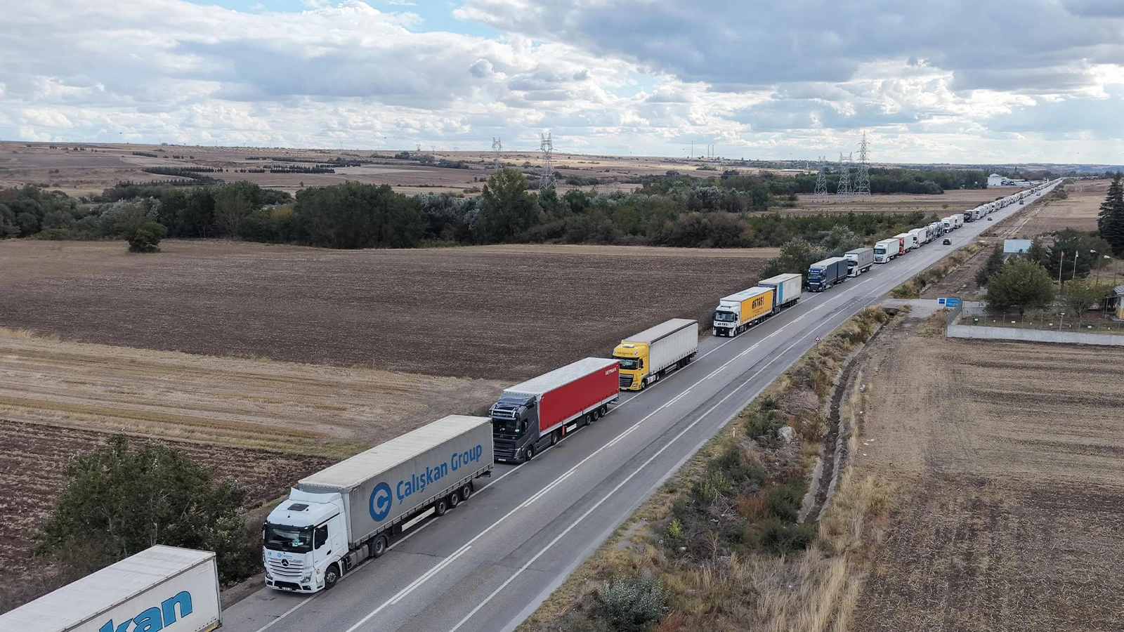 Bulgaristan Sınırında 30 Kilometrelik Tır Kuyruğu
