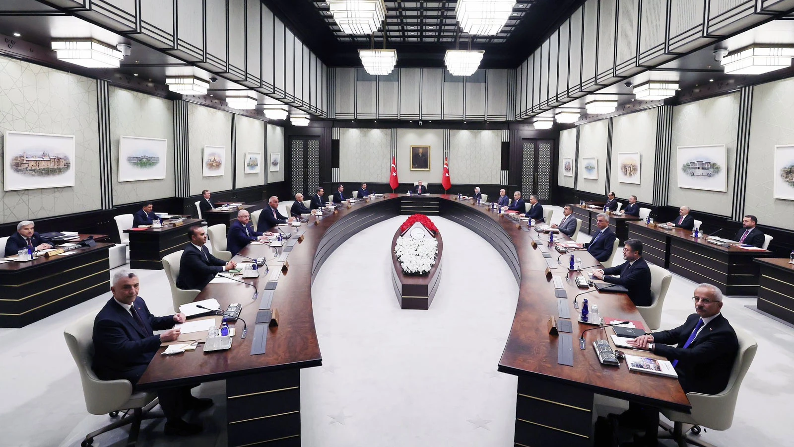 Gündem terörsüz Türkiye: Kabine toplanıyor