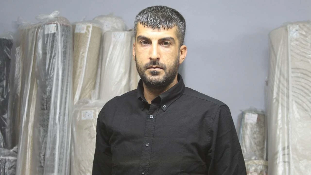 Yıkamak için aldığı halıdan servet çıktı