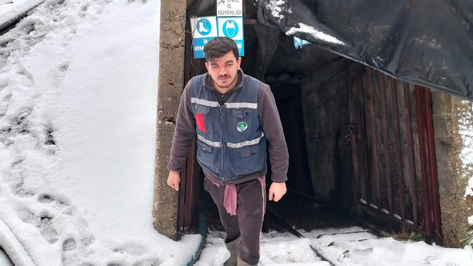 Kaçak ocakta üzerine taş ve kömür parçaları düşen işçi öldü