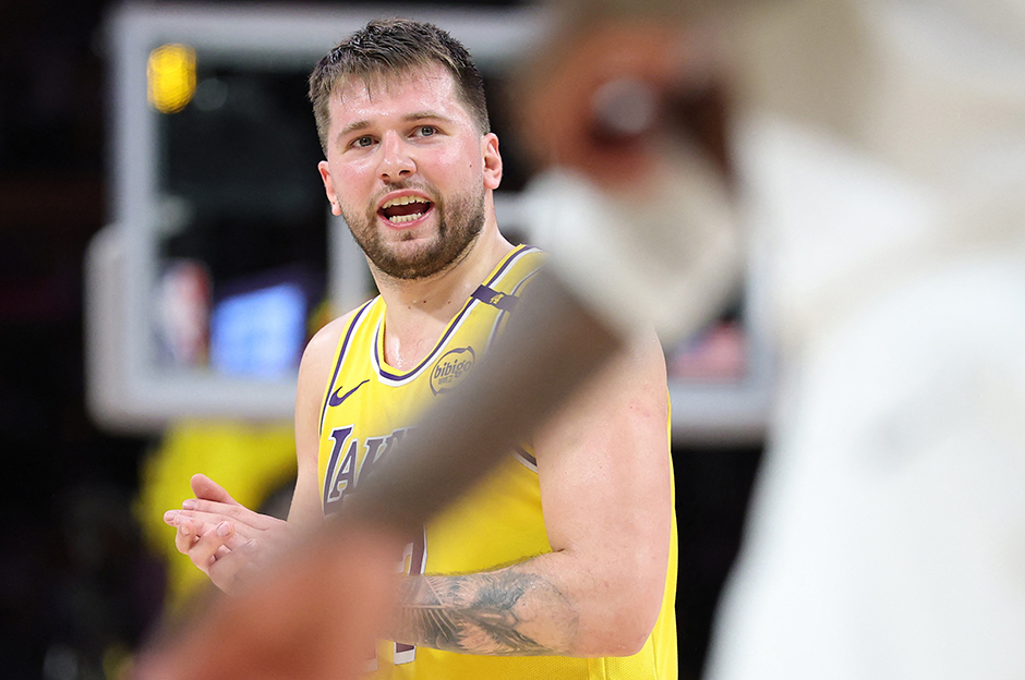 Lakers, Luka Doncic'in 31 sayısıyla seriyi eşitledi