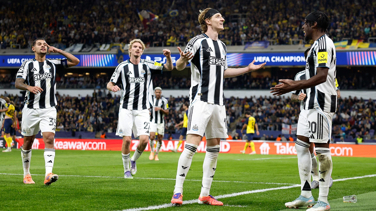 Newcastle United, Union Saint-Gilloise'yı güle oynaya yendi