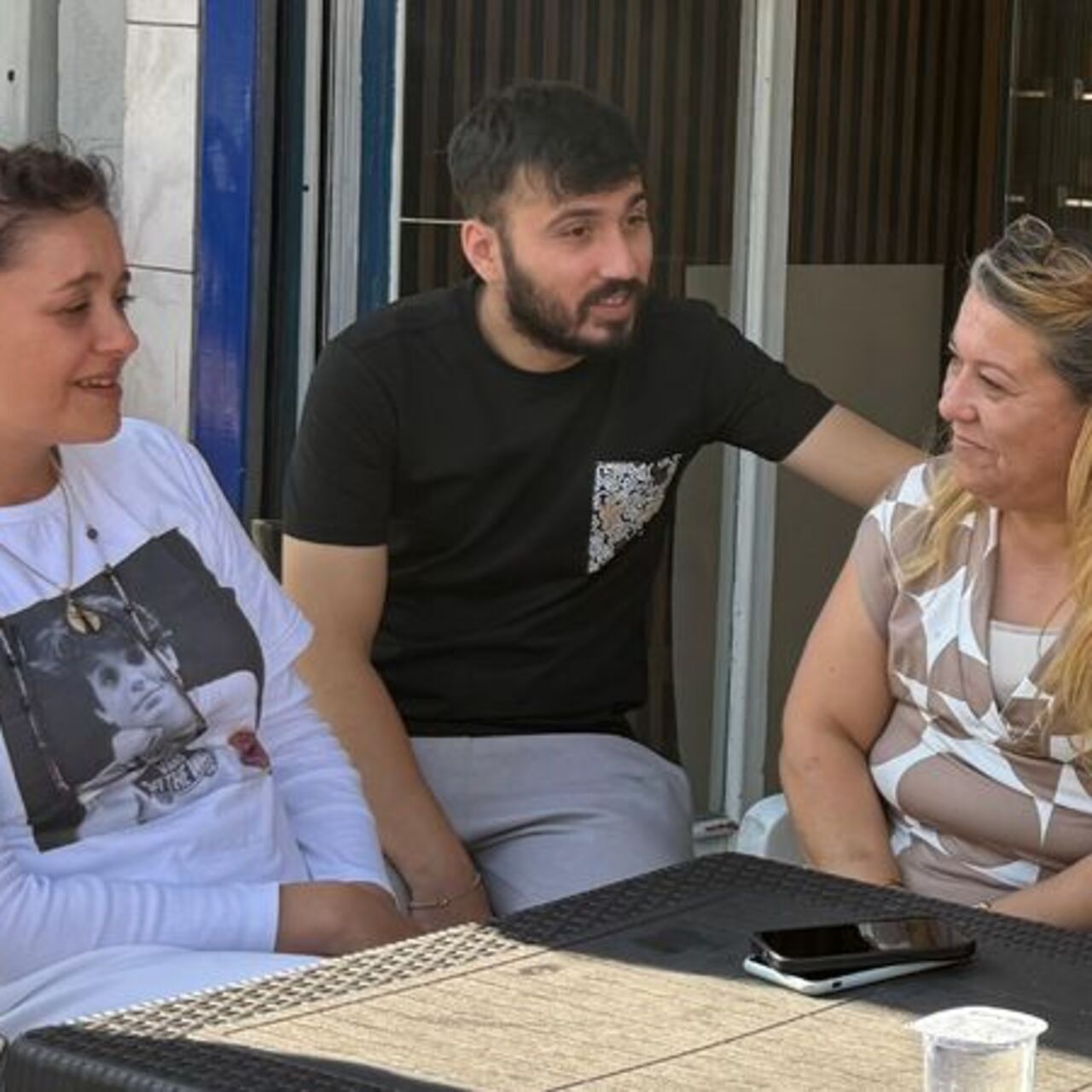 Yasemin Minguzzi'den Hakan Çakır'ın ailesine ziyaret