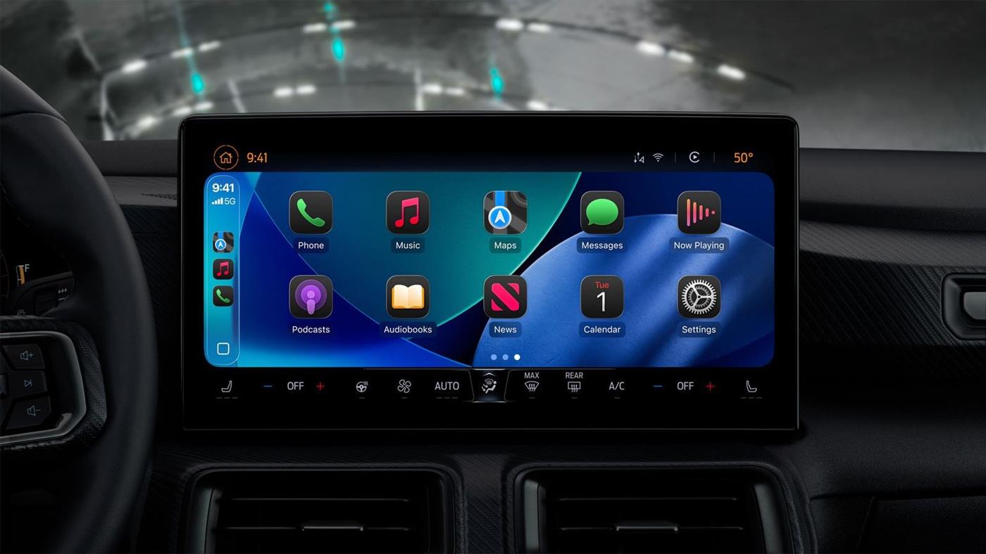 Apple, iOS 26 ile CarPlay'de video oynatmanıza izin verecek