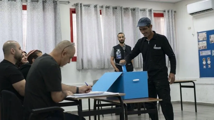 İsrail'de Seçmenler Genel Seçimler İçin Sandık Başında
