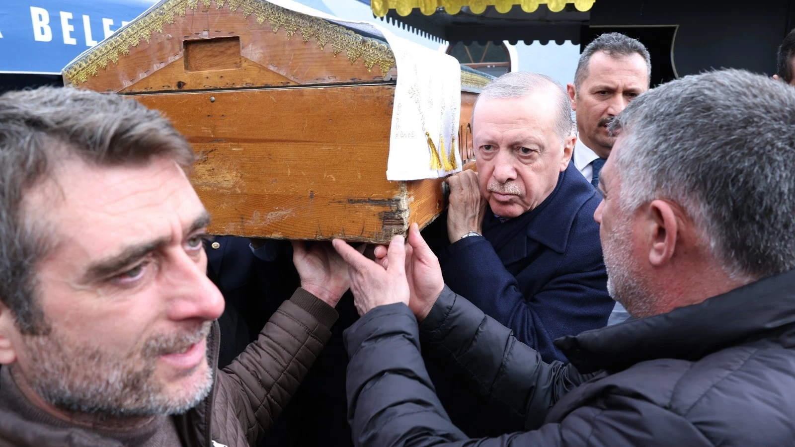 Cumhurbaşkanı Erdoğan, Burhan Abiş'in cenazesine katıldı