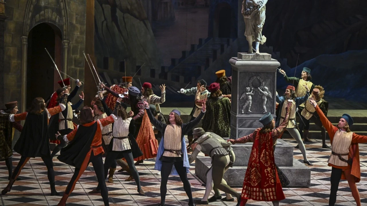 Bolşoy, İstanbul'da ilk kez Romeo ve Juliet'i sergiledi