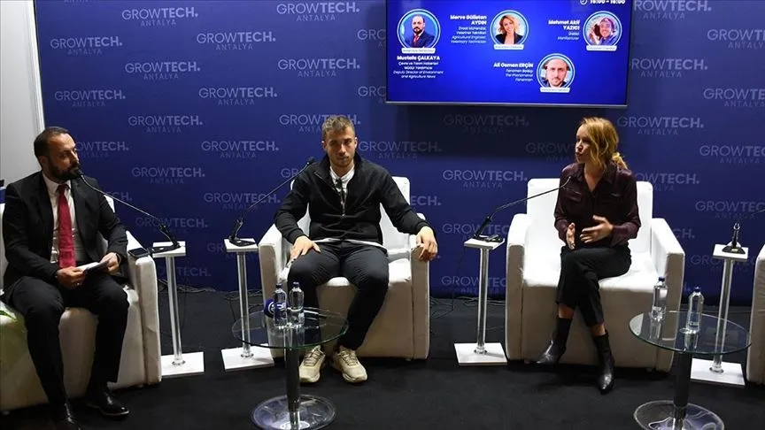 Growtech Antalya Tarım Fuarı'nda "Yeşil Yakalılar" paneli düzenlendi