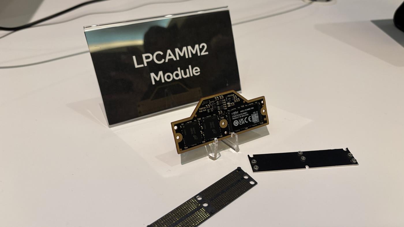 Lenovo’dan 96 GB ve 9600 MT/s hızında Samsung LPCAMM2 gösterimi