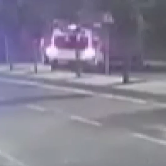 Arnavutköy'de 9 Kişinin Yaralandığı Minibüs Kazasının Görüntüleri Ortaya Çıktı