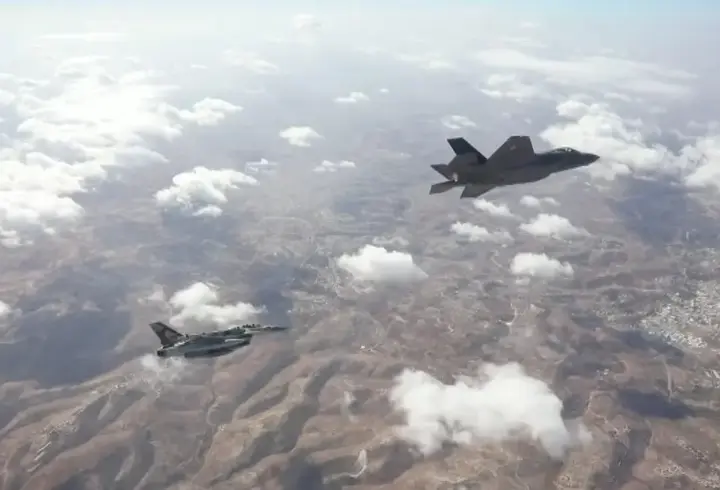 F-35 ENDİŞESİ! Erdoğan-Trump yakınlaşması komşunun da takibinde