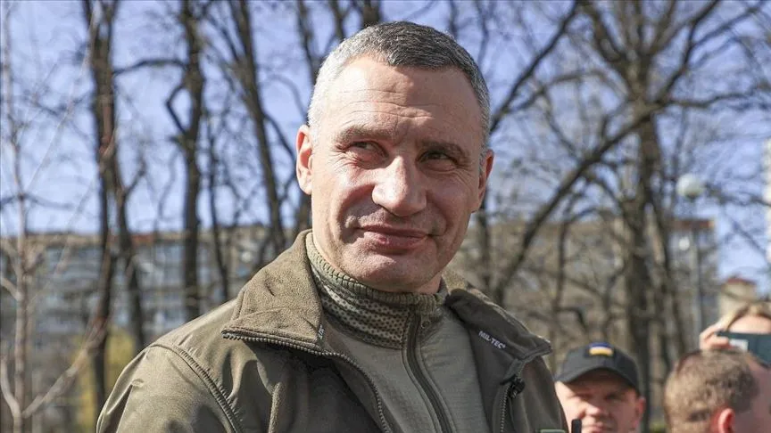 Kiev Belediye Başkanı Kliçko, kentin Rus hava saldırıları altında olduğunu belirtti
