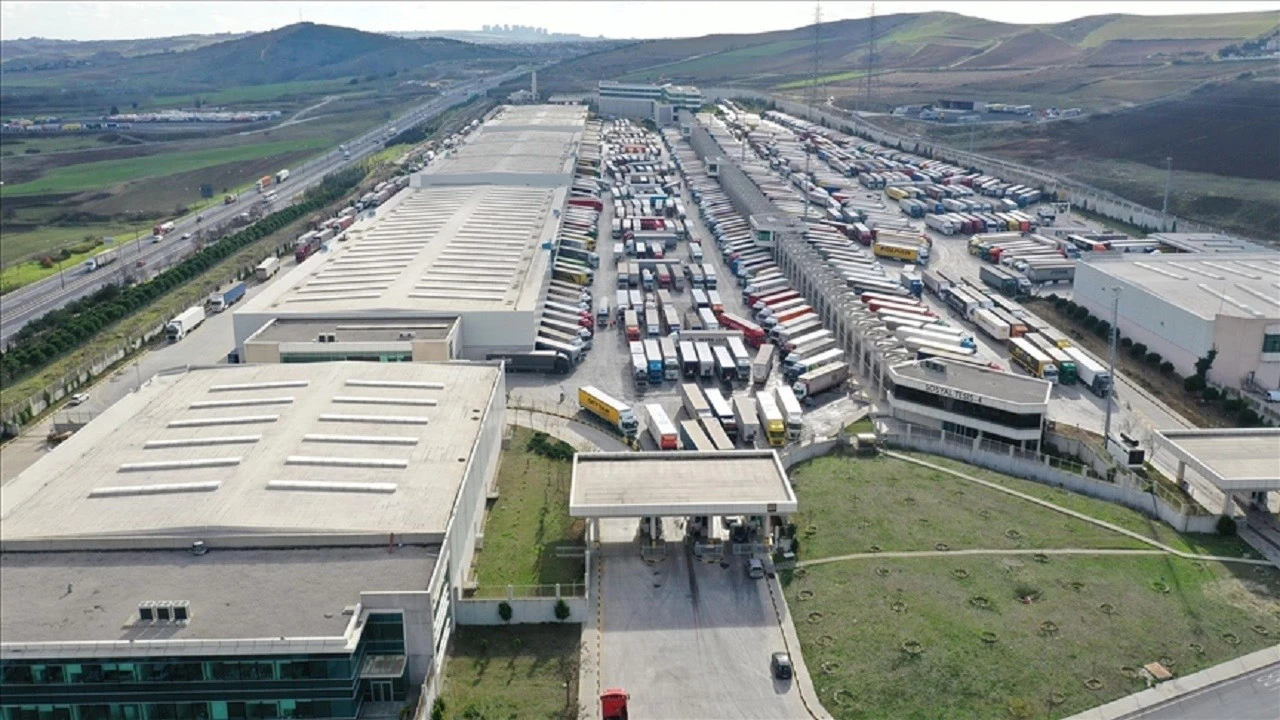 6 aylık ihracatın yarısı 7 gümrük noktasından geçti
