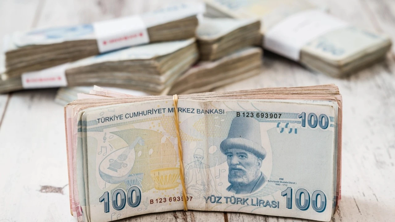 TL mevduat faizleri son 5 ayın dibinde! 1 milyon TL'nin aylık getirisi ne kadar? İşte banka banka güncel tablo...