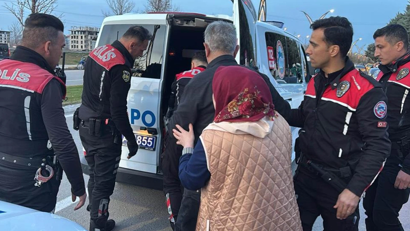Evlenmek için geldi, son anda vazgeçti: Aksaray’da aileler birbirine girdi