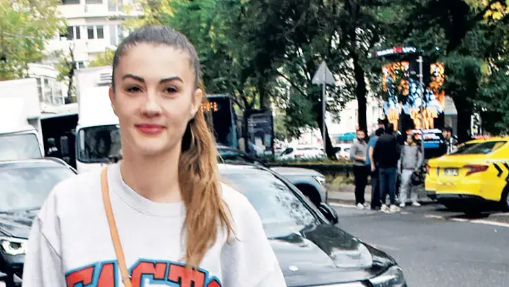 Aşk Yok İş Var