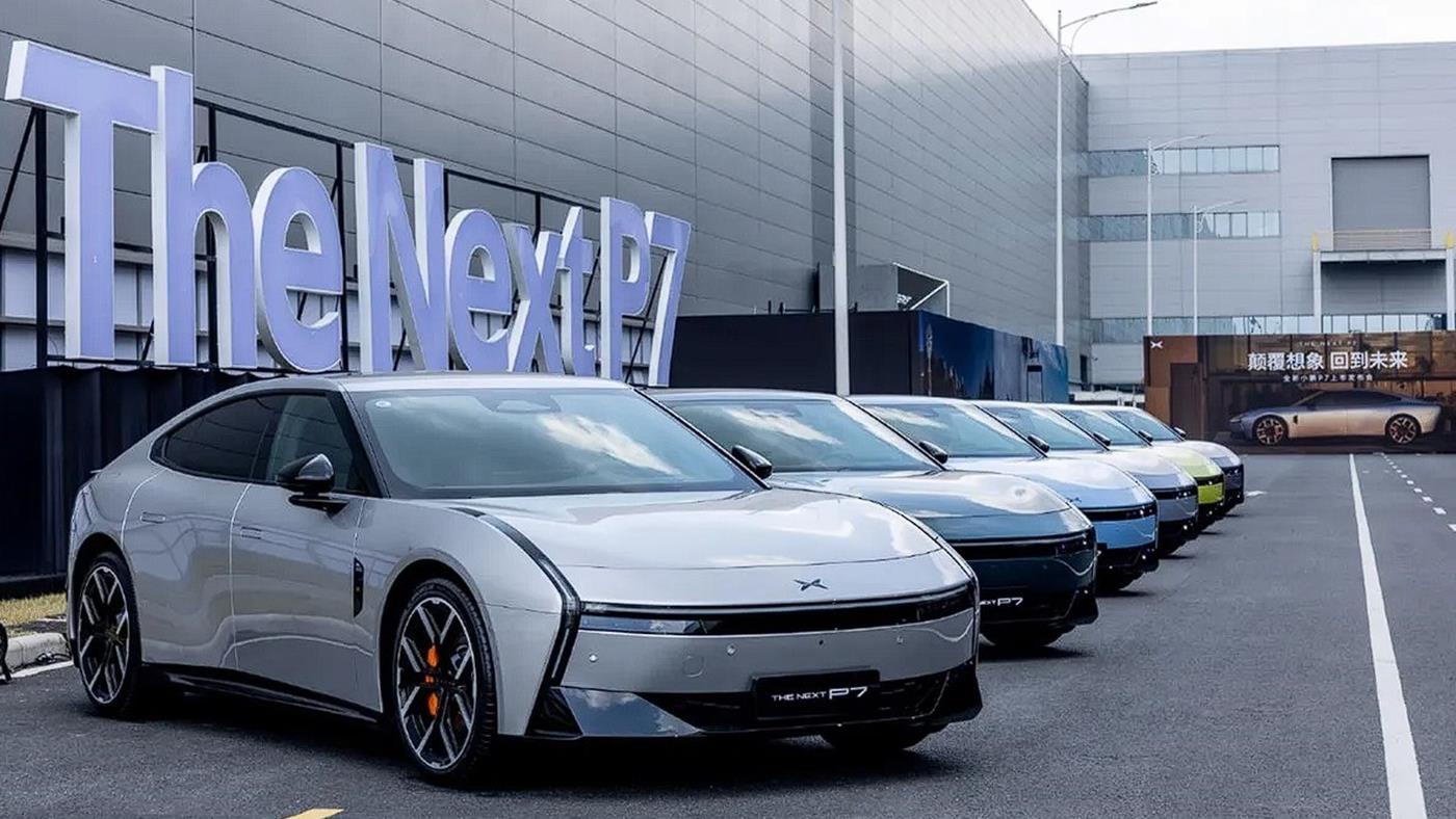 Yeni nesil Xpeng P7, Çin'de 30.700 dolardan başlayan fiyatlarla satışa sunuldu