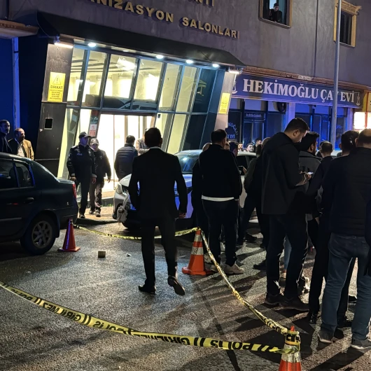 Düğün Gecesi Kana Bulandı: Bıçaklı Kavgada Üç Yaralı