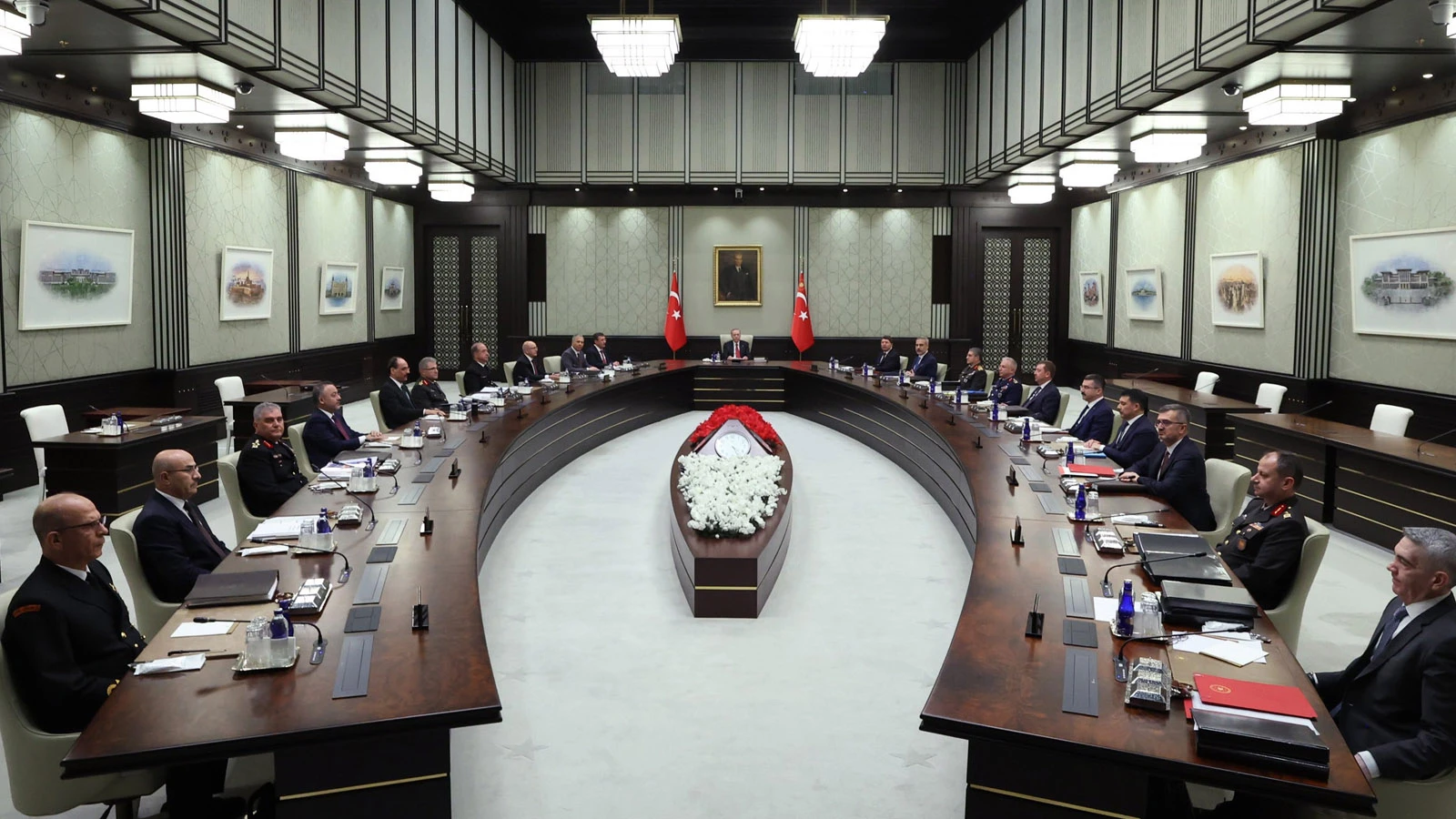 Yılın son MGK toplantısı başladı
