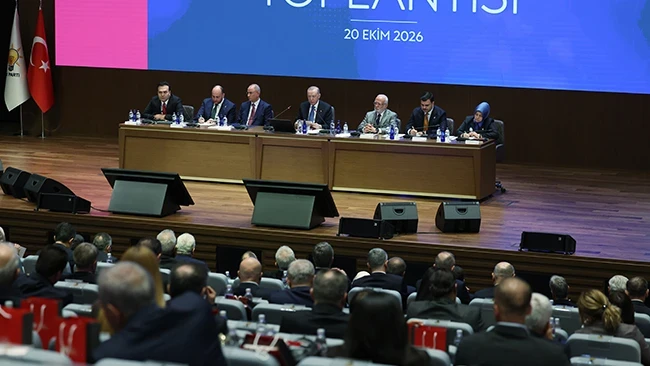 Ak Parti'de Mkyk Toplandı