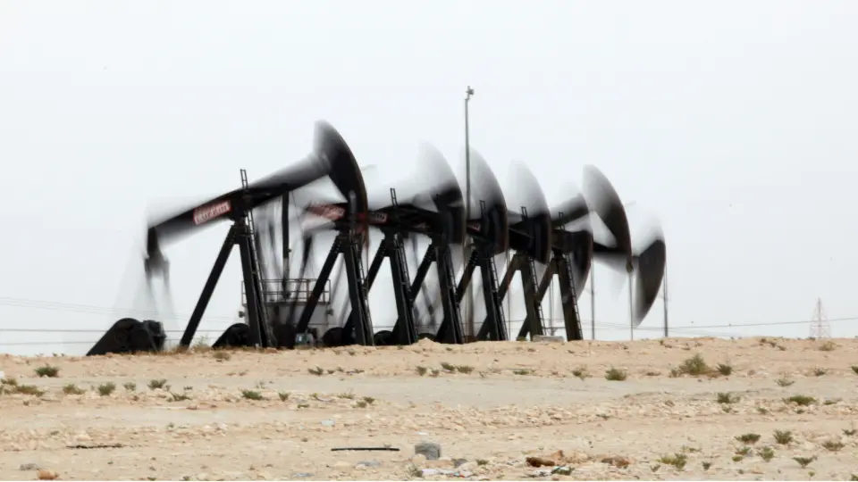 Petrol haftayı yükselişle kapatmaya hazırlanıyor