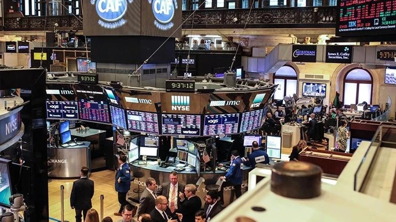 Wall Street'ten yeni hedefler: S&P 500 beklentileri yükseldi