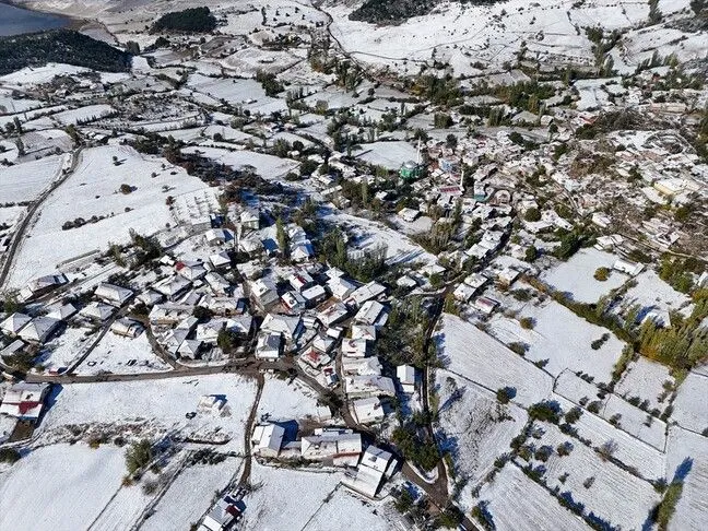 Uşak, Karabük Ve Kastamonu'nun Yüksek Kesimleri Karla Kaplandı