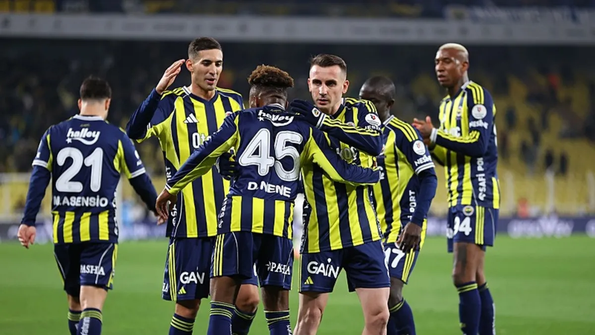 Fenerbahçe'de o yıldız milli daveti geri çevirip takımda kaldı! İşte nedeni