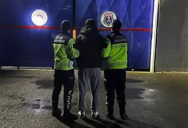 9 ayrı suçtan aranan şüpheli, arkadaşının kimliğiyle yakalandı
