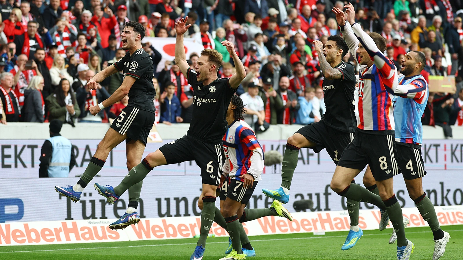 Bayern Münih, 54 yıllık rekora sadece 2 gol uzakta