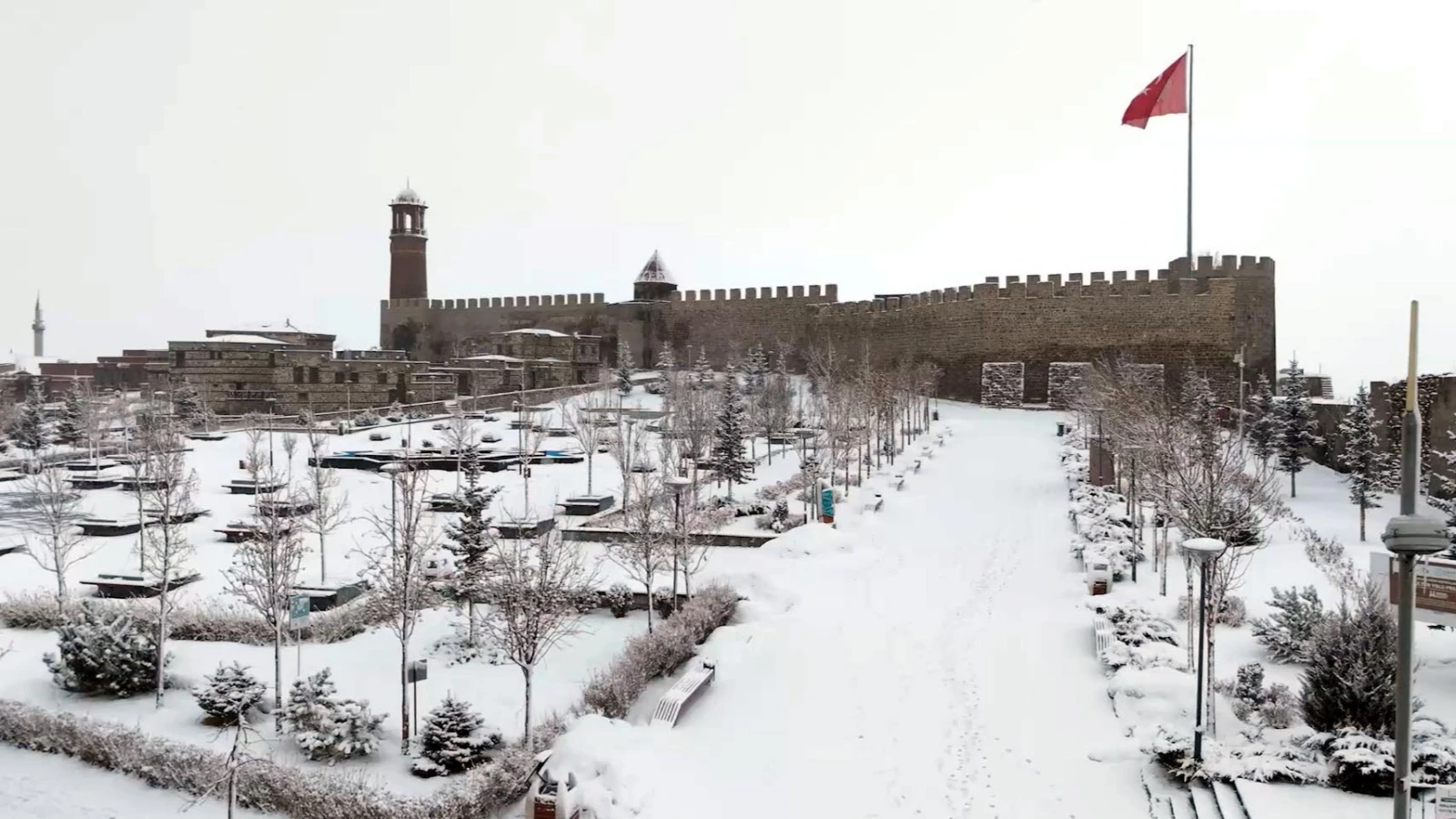Erzurum kara gömüldü! 2004’ten sonraki en yoğun yağış!