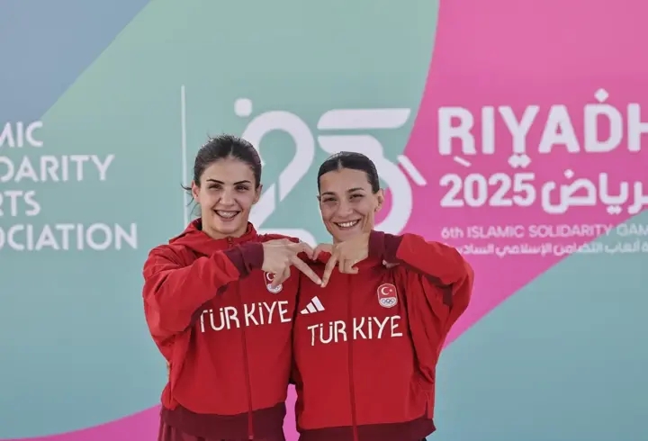Riyad'da altın madalya yağmuru: Türk boksörler zirvede