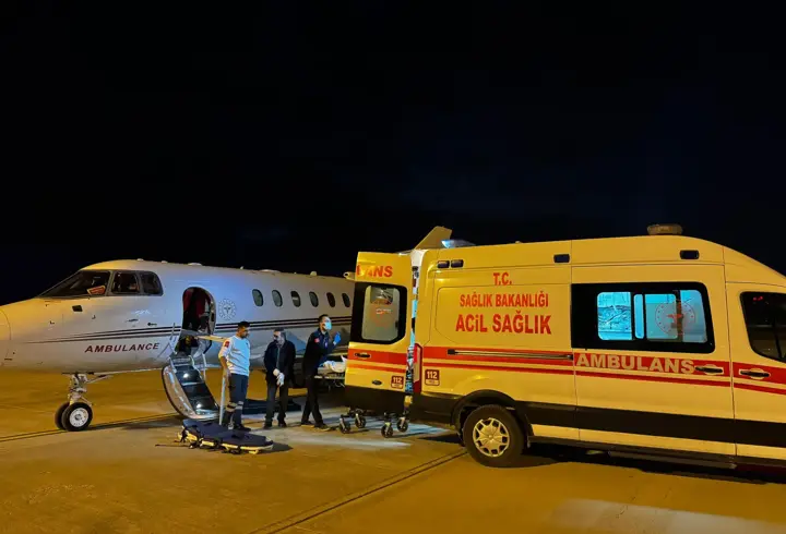Van'da kalp rahatsızlığı olan çocuk, ambulans uçakla Ankara'ya nakledildi