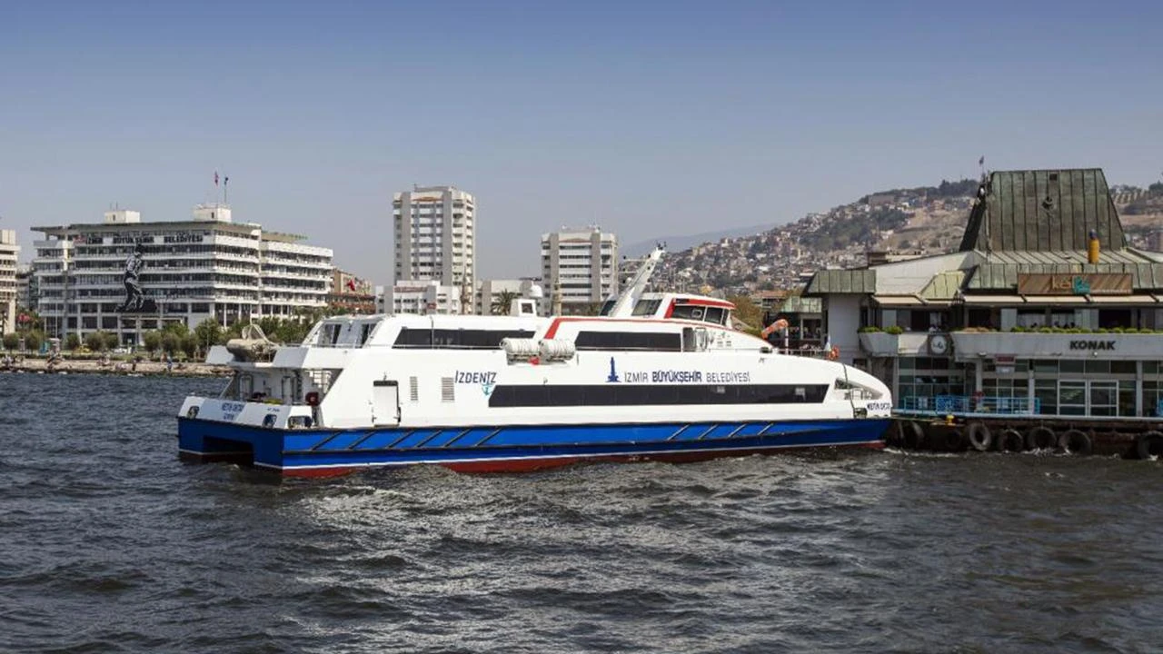 İstanbul’da Olumsuz Hava Seferleri Vurdu: Bazı Vapur Seferleri İptal Edildi