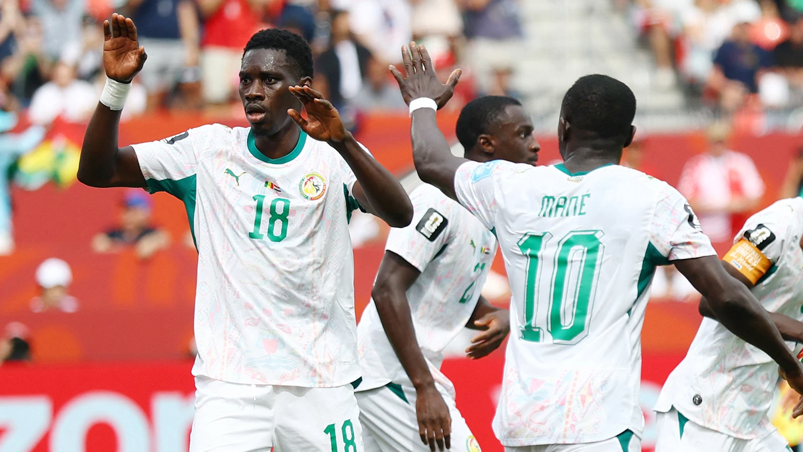 Crystal Palace'tan Galatasaray'ın istediği Ismaila Sarr için resmi transfer açıklaması geldi