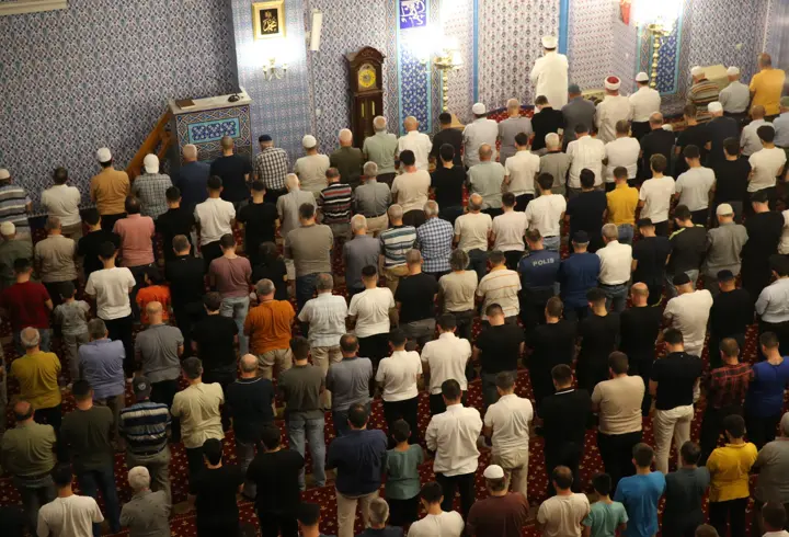 İzmir ve Aydın'da Mevlit Kandili idrak edildi