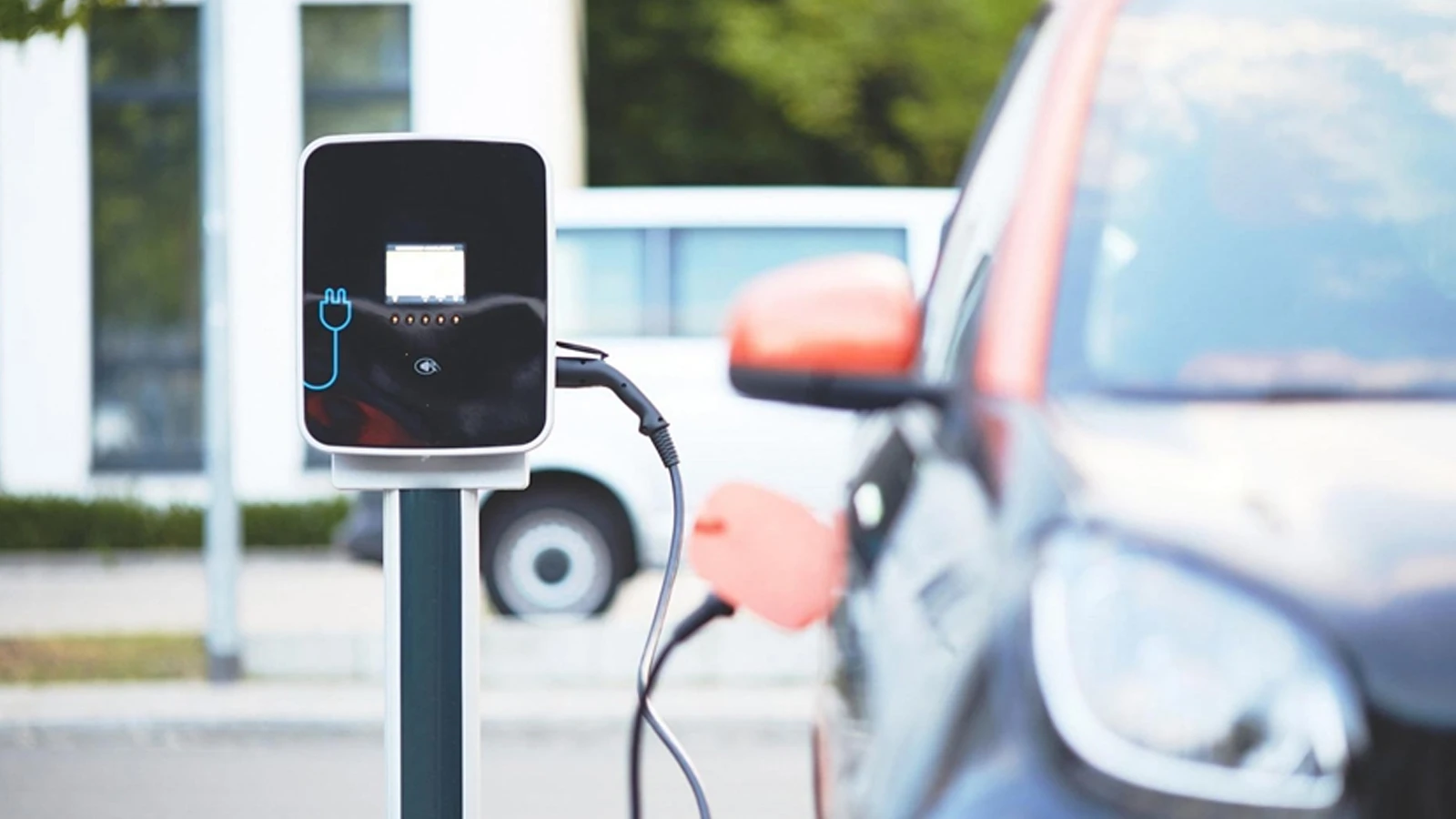 Türkiye'de trafikteki her 1000 otomobilden 15'i elektrikli