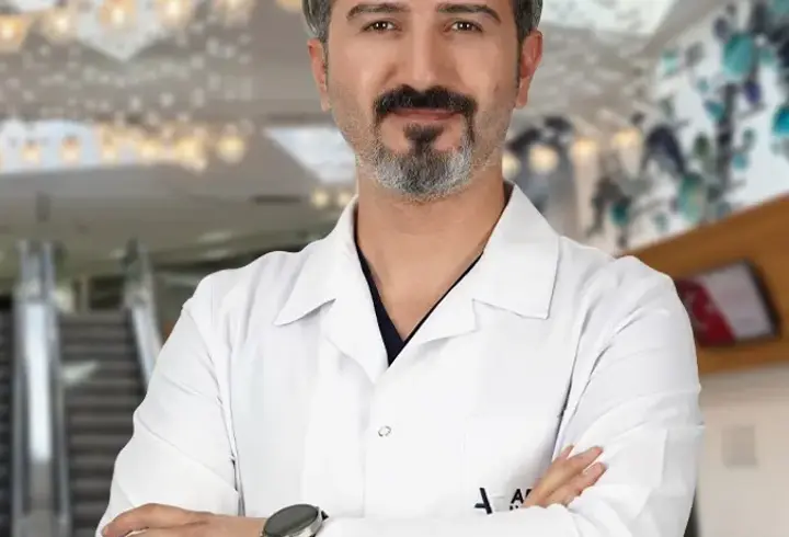 'Sık tekrarlanan bacak ağrısı ve krampta uzman değerlendirmesi gerekli'