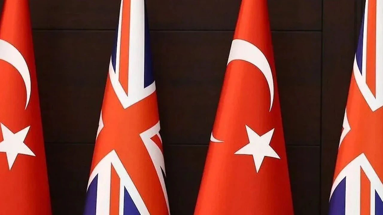 Türkiye ve İngiltere'den terör ve düzensiz göçle mücadele mesajı