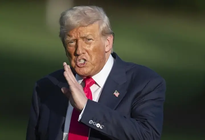 Trump'tan 'gümrük vergisi' kararı: Kişi başı 2 bin dolar