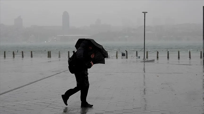 İstanbul Valiliğinden fırtına uyarısı